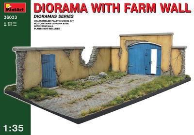 Diorama w/Farm Wall