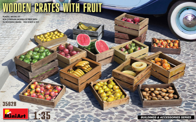 WOODEN CRATES WITH FRUIT
