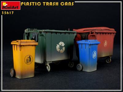 PLASTIC TRASH CANS - 2