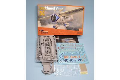 Lockheed Vega 5C - 2
