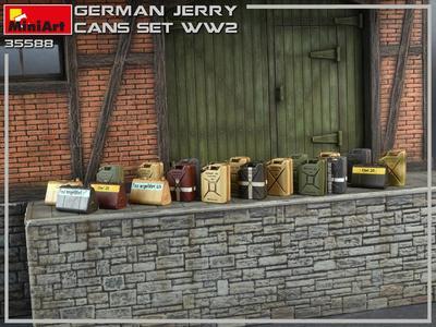 German Jerry Cans Set WWII - 3