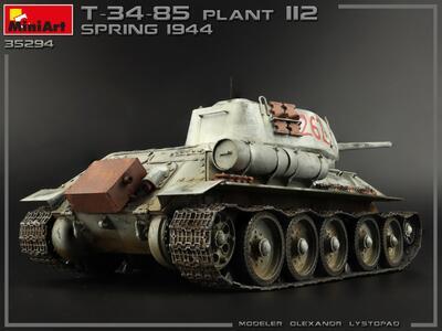 T-34/85 PLANT 112. SPRING 1944. INTERIOR KIT - 4
